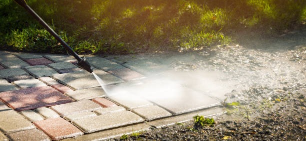 Best Playground Equipment Cleaning  in Flora, IL